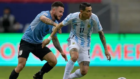 La Albiceleste está encaminada al Mundial, pero Uruguay quiere disputarles el segundo lugar.