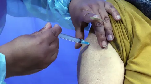 ¿Quiénes deben vacunarse este viernes 8 de octubre?