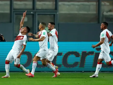 Cueva aprovecha descuido para adelantar a Perú