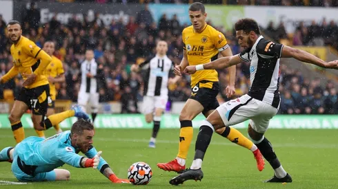 La Premier League autorizó la venta de Newcastle a fondo saudí.