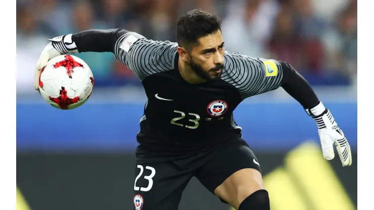 Johnny Herrera jugó 24 partidos y recibió 27 goles en el arco de la selección chilena durante casi dos décadas de carrera
