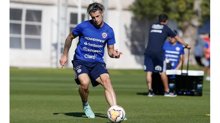 Ángelo Sagal no estará disponible para Chile frente a Perú.