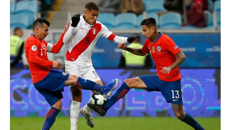 Perú probó formación y once titular para enfrentar a Chile en eliminatorias.