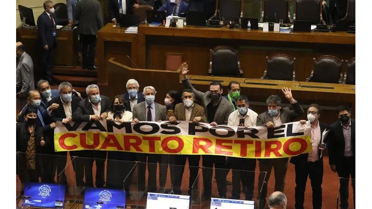 Conoce los votos que necesita para que el cuarto retiro se apruebe