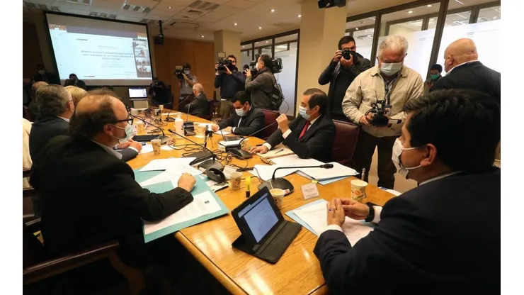 Comisión Constitución del Senado analiza cuarto retiro AFP