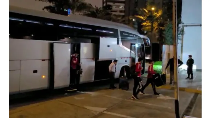 Chile llegó hasta el distrito de San Isidro para pasar la noche antes de enfrentar a Perú en el Clásico del Pacífico.