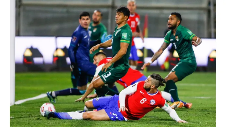 Francisco Sierralta fue el último en anunciarse como baja en la selección chilena.