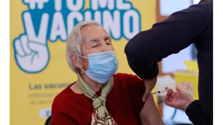 Mayores de 55 años pueden obtener su dosis de refuerzo esta semana.