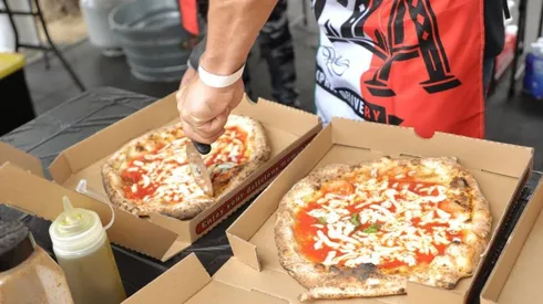 Si no agregas levadira puedes obtener una masa fina de pizza.