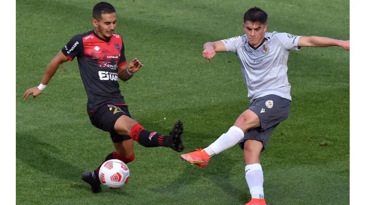 Ñublense y La Serena le pondrán fin a la fecha 24 del Torneo Nacional.