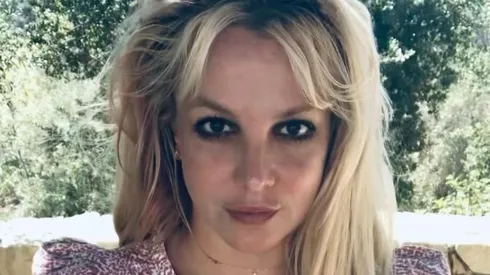 Britney Spears se encuentra disfrutando de las bondades del Oceáno Pacífico por estos días.