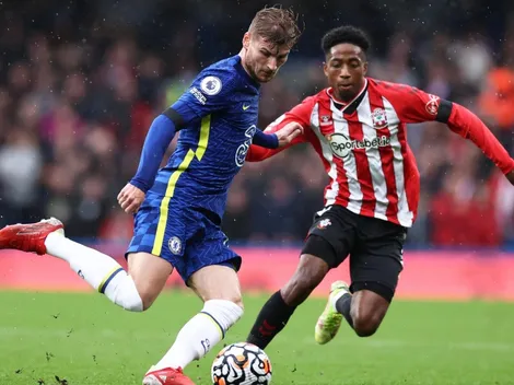 Chelsea arrasa y escala al liderato de la Premier League