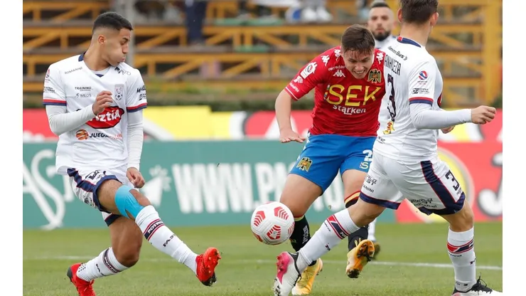 Bastián Yáñez espera recuperarse a tiempo para llegar a la selección chilena.