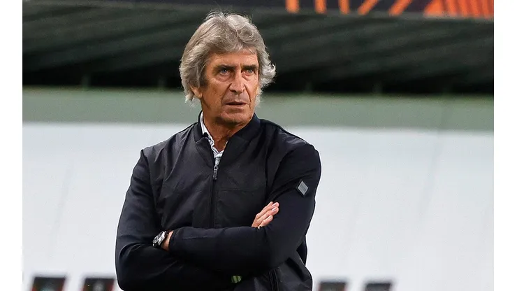 Manuel Pellegrini sigue sumando números positivos en su carrera como entrenador en Europa. | Foto: Getty Images