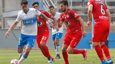 La Calera sigue de cerca a Colo Colo, pero la UC se quiere meter en la lucha.