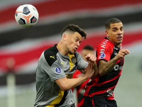 Paranaense avanza y la Sudamericana va con final brasileña