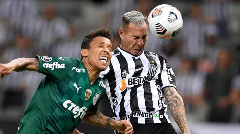 Eduardo Vargas tuvo un compromiso complicado pese al gol.