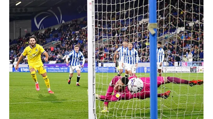 Ben Brereton está en llamas pese a derrota de los Rovers: doblete contra Huddersfield Town.