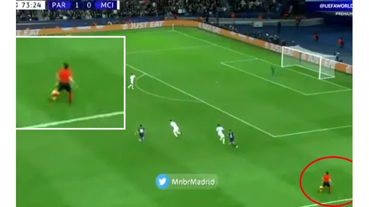 El asistente se olvidó de seguir la línea en el gol de Messi