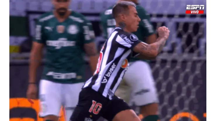 Edu Vargas y un gol que vale el paso a la final de Copa Libertadores para Atlético Mineiro