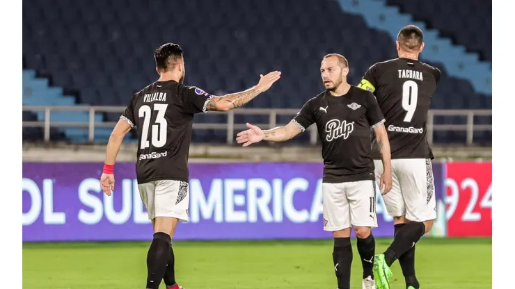 Marcelo Díaz no pudo disputar la semifinal de ida por lesión.