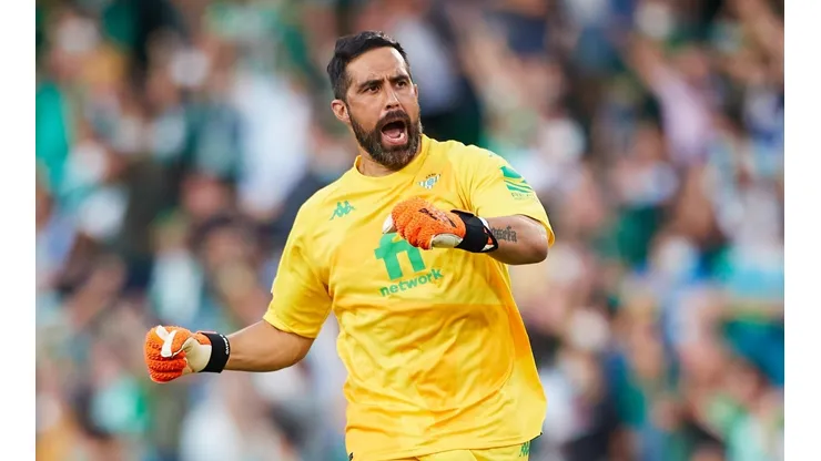 Claudio Bravo se ha ganado nuevamente la titularidad en el arco del Real Betis.
