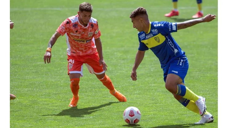 Cobreloa y Barnechea comparten el último lugar de la tabla de Primera B, pero los naranjas están abajo por diferencia de goles