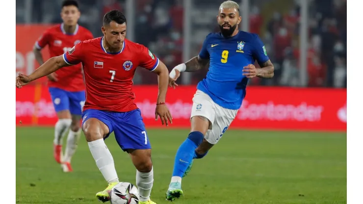 Iván Morales fue titular frente a Brasil en Santiago