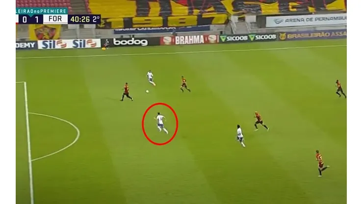 Ángelo Henríquez entró con todo en el segundo tiempo