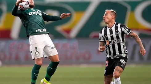 Eduardo Vargas podría volver a ser titular en el Mineiro ante la lesión de Diego Costa.
