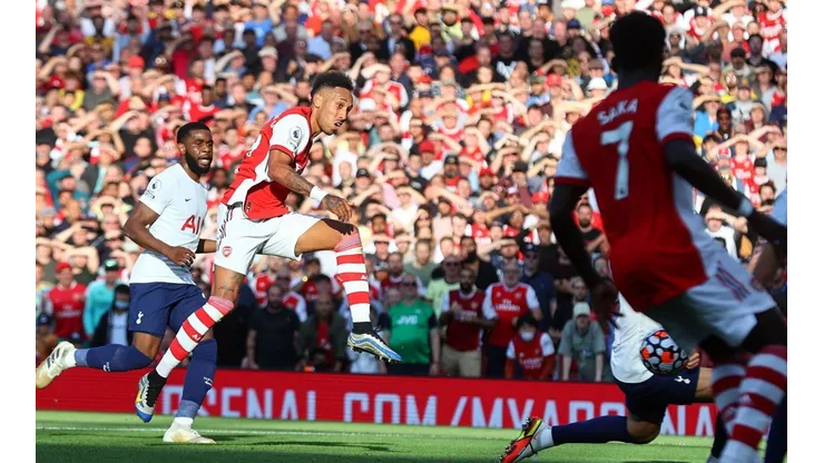 Aubameyang marcó el segundo del Arsenal