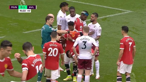 Emiliano Martínez volvió a poner el show en un penal.