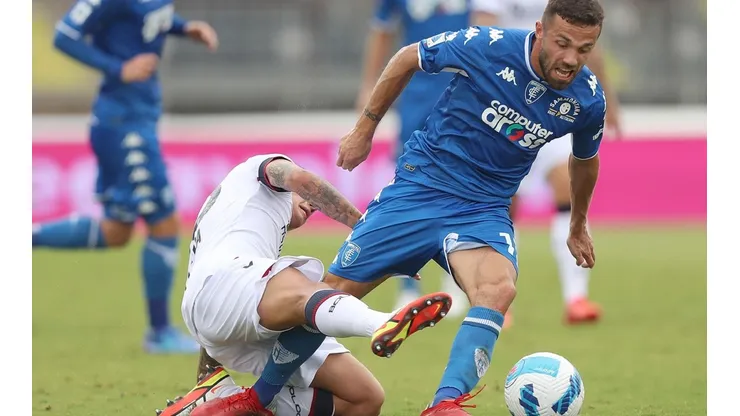 Gary Medel sigue sumando minutos y actuaciones con Bologna.