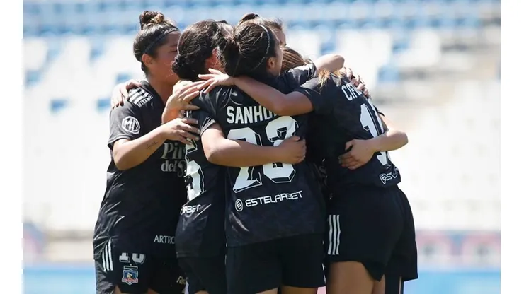 Las albas golearon a las cruzadas en San Carlos de Apoquindo.