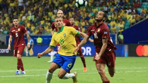 Richarlison se ha consagrado como un jugador bromista con los rivales, así ha sido con los argentinos tras la Copa América.