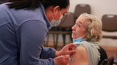 ¿A quién le toca vacunarse la próxima semana con dosis de refuerzo?