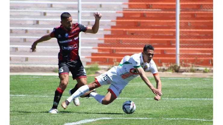 Cobresal le gana a Antofagasta y trepa en la tabla de posiciones