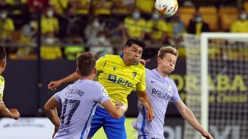 Tomás Alarcón volvió a destacarse en el mediocampo de un Cádiz que mereció el triunfo ante Barcelona