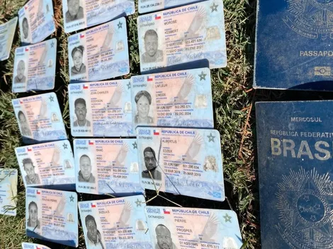 Decenas de cédulas chilenas son encontradas en la frontera de México con EEUU