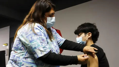 Niños también pueden inocularse.