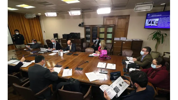 Última sesión de diputados definió que no haya pago de impuestos.