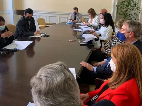 UE visita convención constitucional y la cataloga como "ejemplo para el mundo"