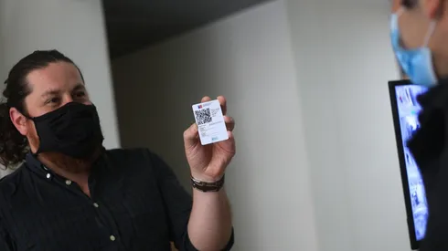 Carnet verde se puede obtener 14 días de completar esquema de vacunación.