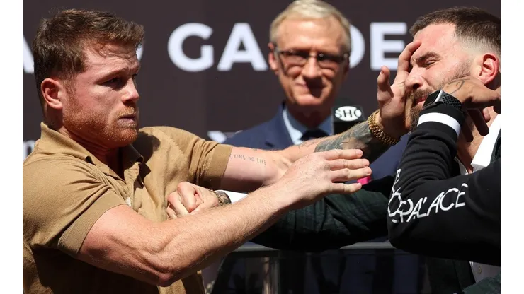 Canelo Álvarez y Caleb Plant tuvieron un alocado cara a cara