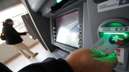 Para optar a la tarjeta, solamente se debe tener la célula de identidad vigente e, incluso, tanto niños/as como adolescentes pueden conseguirla, siempre y cuando estén acompañados de su representante legal.