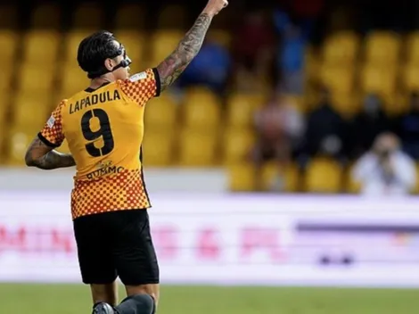 Ojo Chile: Lapadula anota triplete y mete miedo para eliminatorias