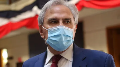 Moreira es atacado con aguas servidas