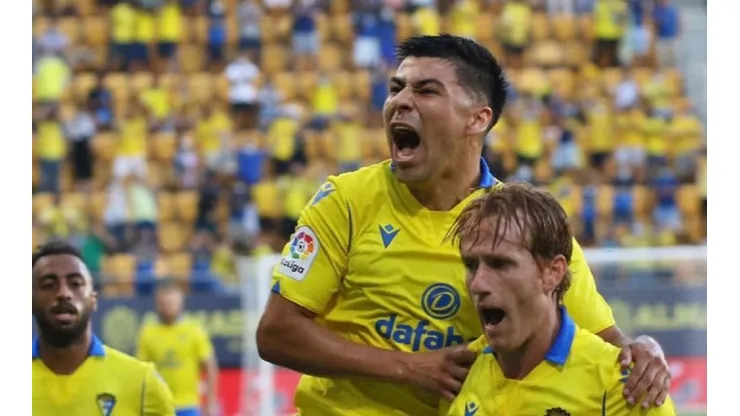Tomás Alarcón viene de ser titular en el triunfo como visita de Cádiz ante Celta.