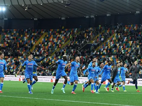 Con golazo del Chuky Lozano, Napoli triunfa y es líder absoluto