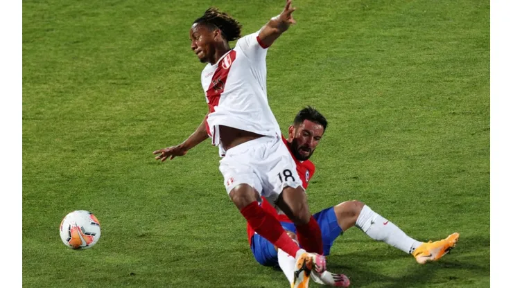 Carrillo frente a la Roja en las clasificatorias